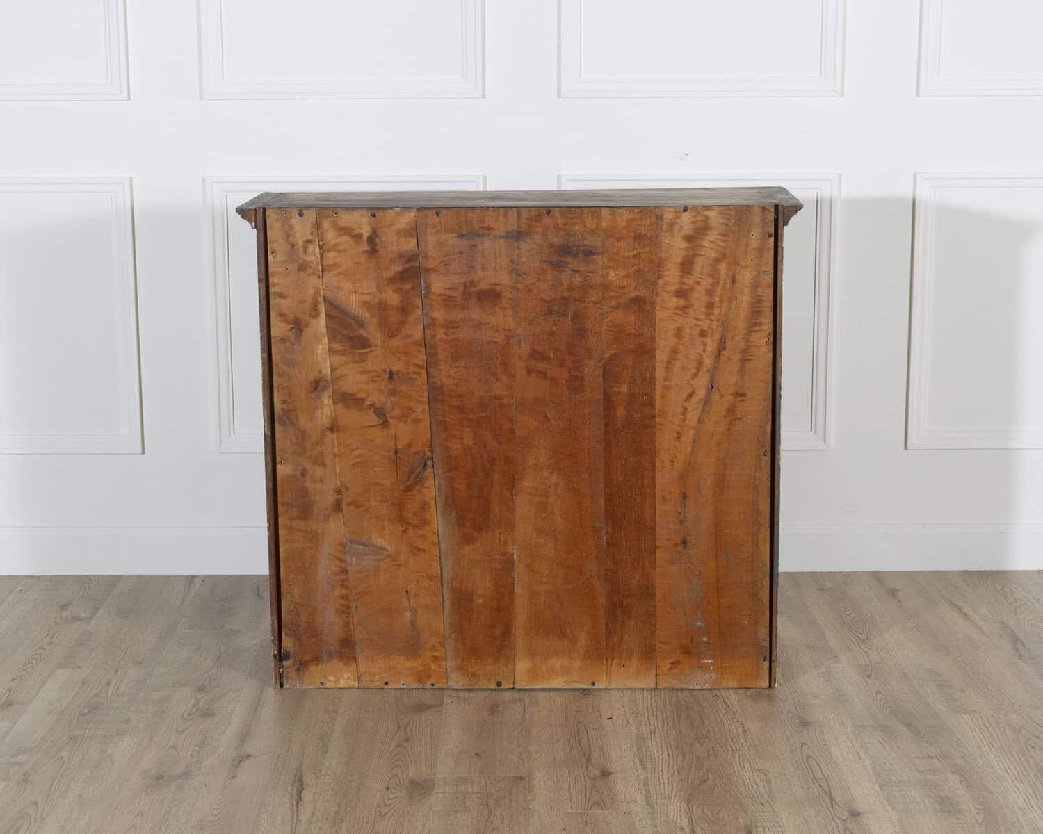 A period gustavian wall cabinet with glossed doors scraped to original outside and inside paint - JAA