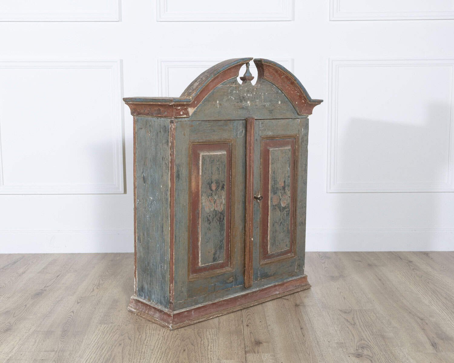 Early 19th Century Swedish Painted Wall Cabinet in Larch, Dated 1818 - JAA