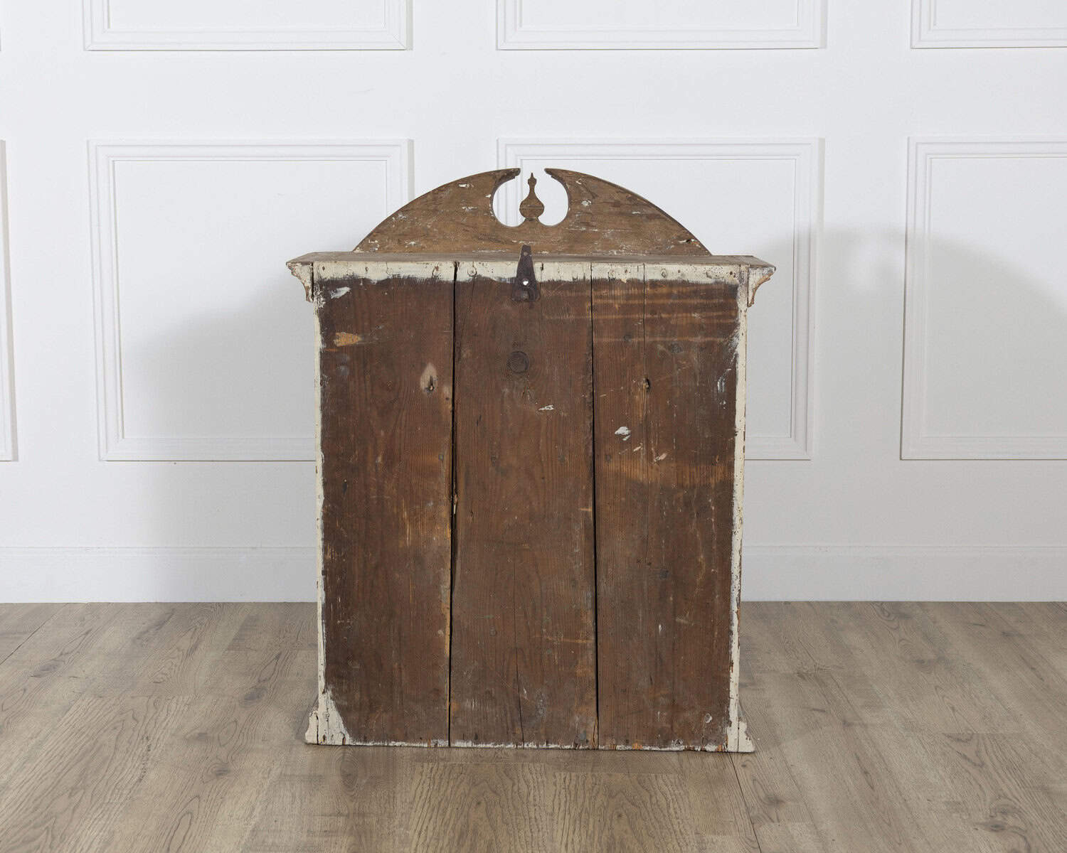 Early 19th Century Swedish Painted Wall Cabinet in Larch, Dated 1818 - JAA