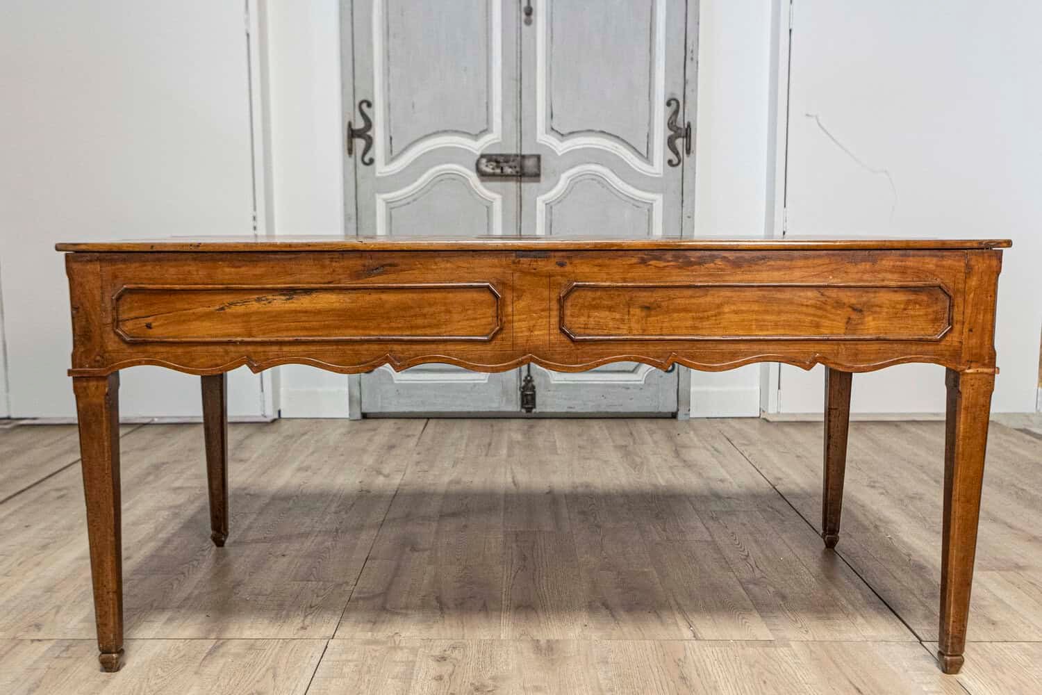 French 19th Century Walnut Desk with Carved Apron and Lateral Drawer - JAA