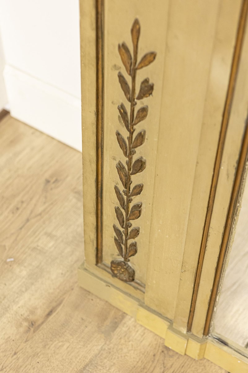 French Empire Style Beige Painted Trumeau Mirror with Carved Gilt Décor - JAA