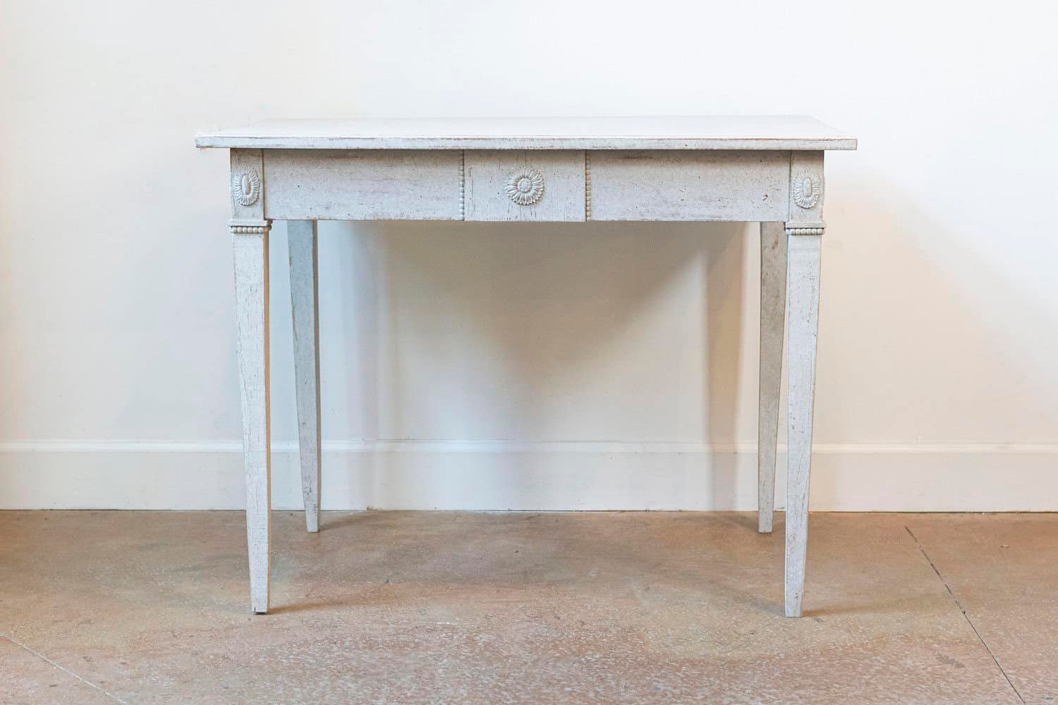 Swedish Gustavian Style 1880s Painted Wood Table with Carved Rosettes and Beads - JAA