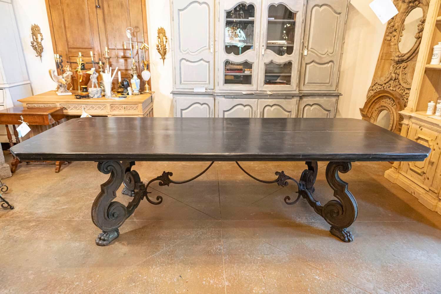 Italian 1920s Ebonized Walnut Dining Table with Carved S-Scroll Legs on Paw Feet - JAA