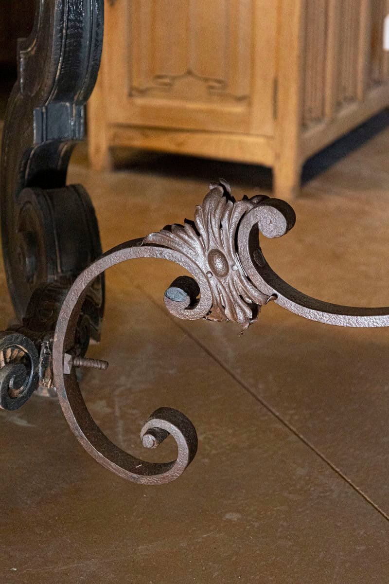 Italian 1920s Ebonized Walnut Dining Table with Carved S-Scroll Legs on Paw Feet - JAA