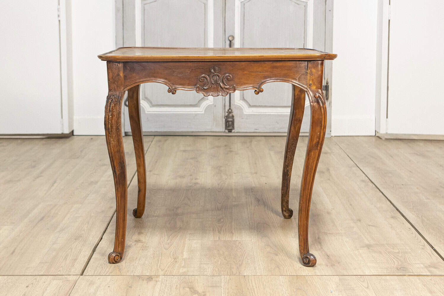20th Century French Cabaret Table - JAA