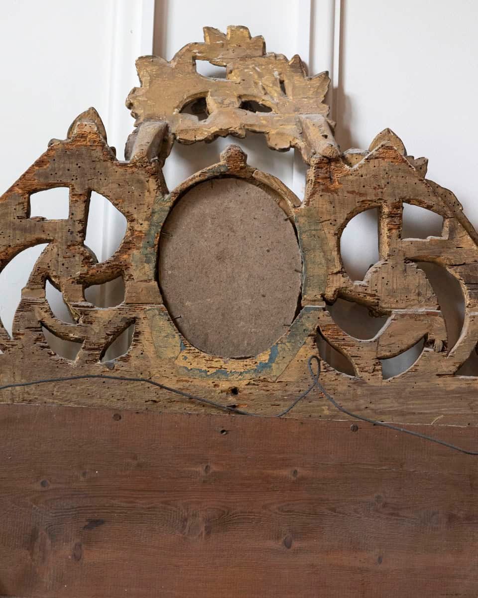 18th Century French Louis XVI Giltwood Mirror with Cherub Medallion - JAA