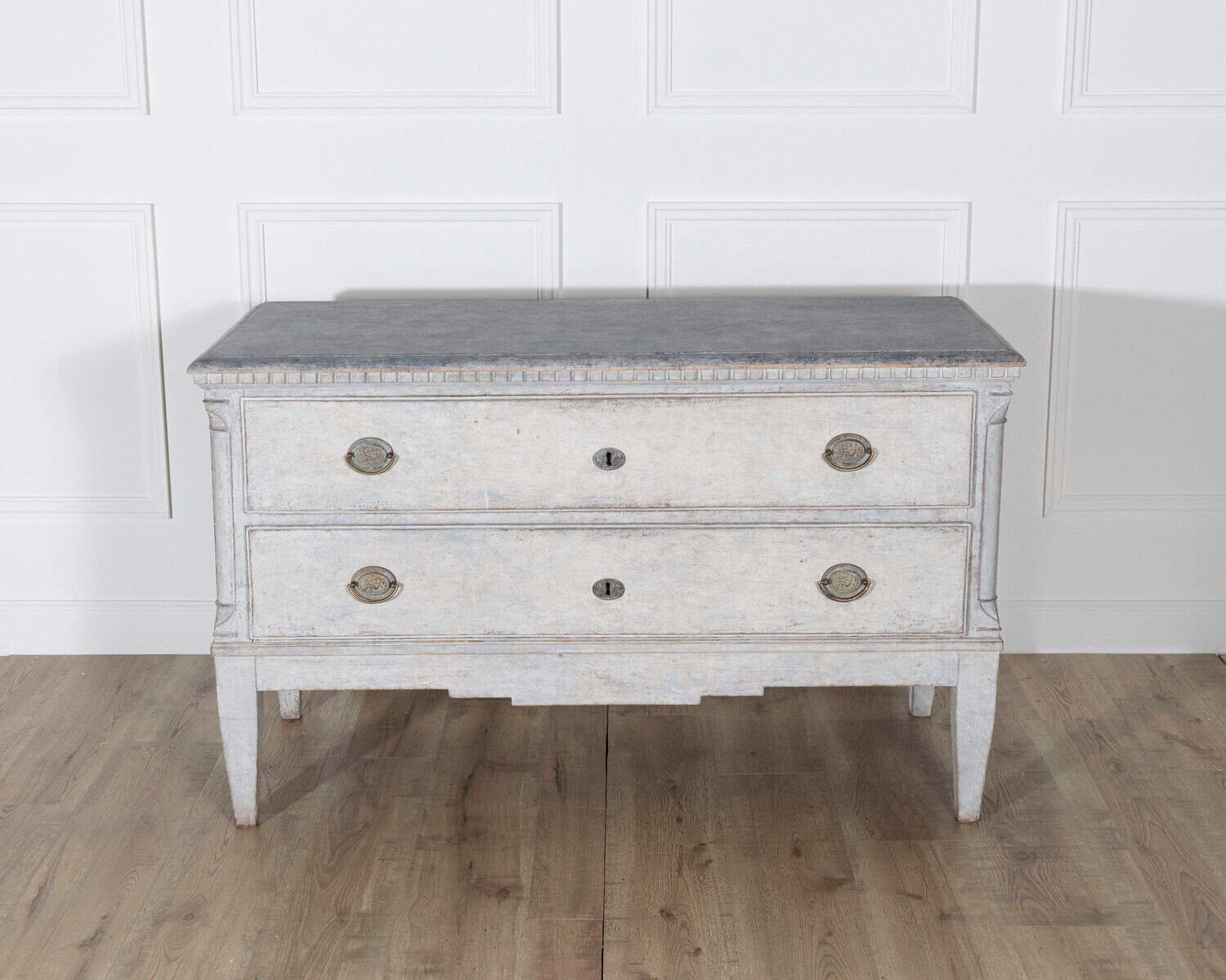 Pair of Danish Painted Chests of Drawers in Grey, circa Late 19th Century - JAA