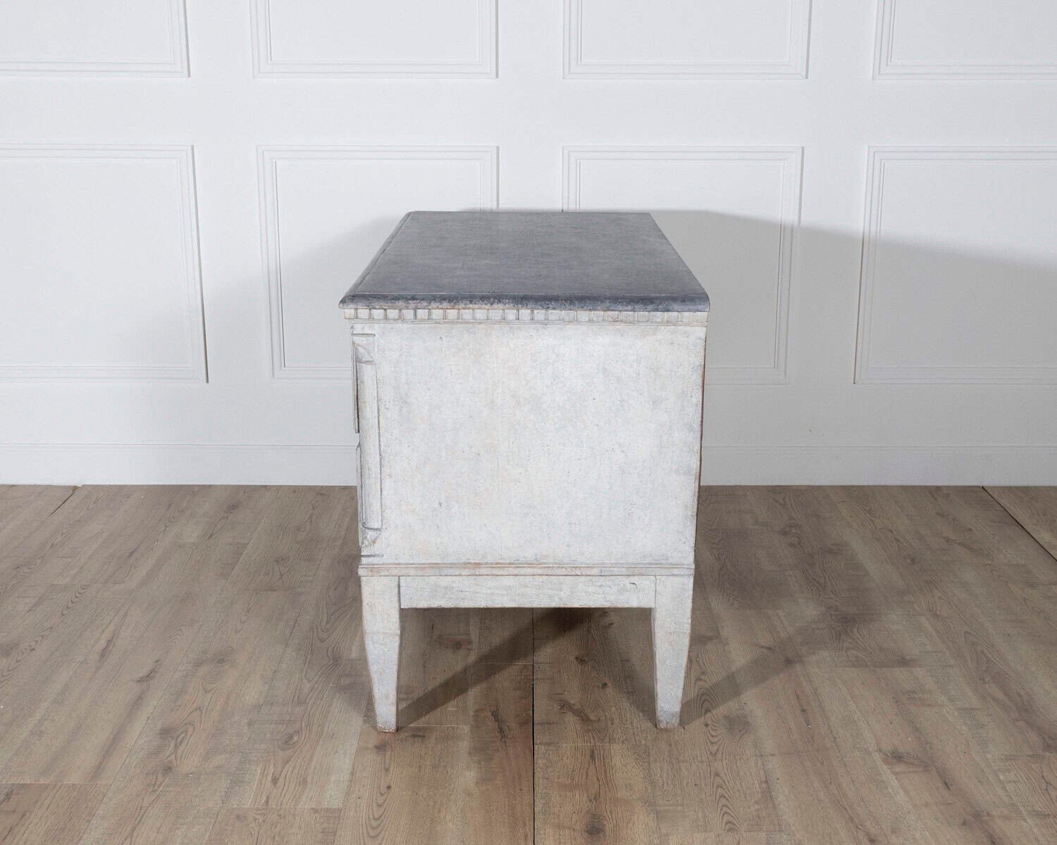 Pair of Danish Painted Chests of Drawers in Grey, circa Late 19th Century - JAA