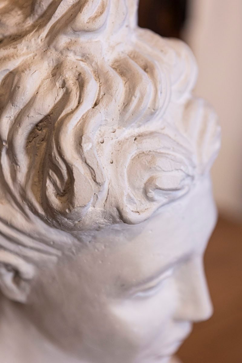 Italian Bust of a Woman Wearing a Creased Dress with Fibula, 20th Century - JAA