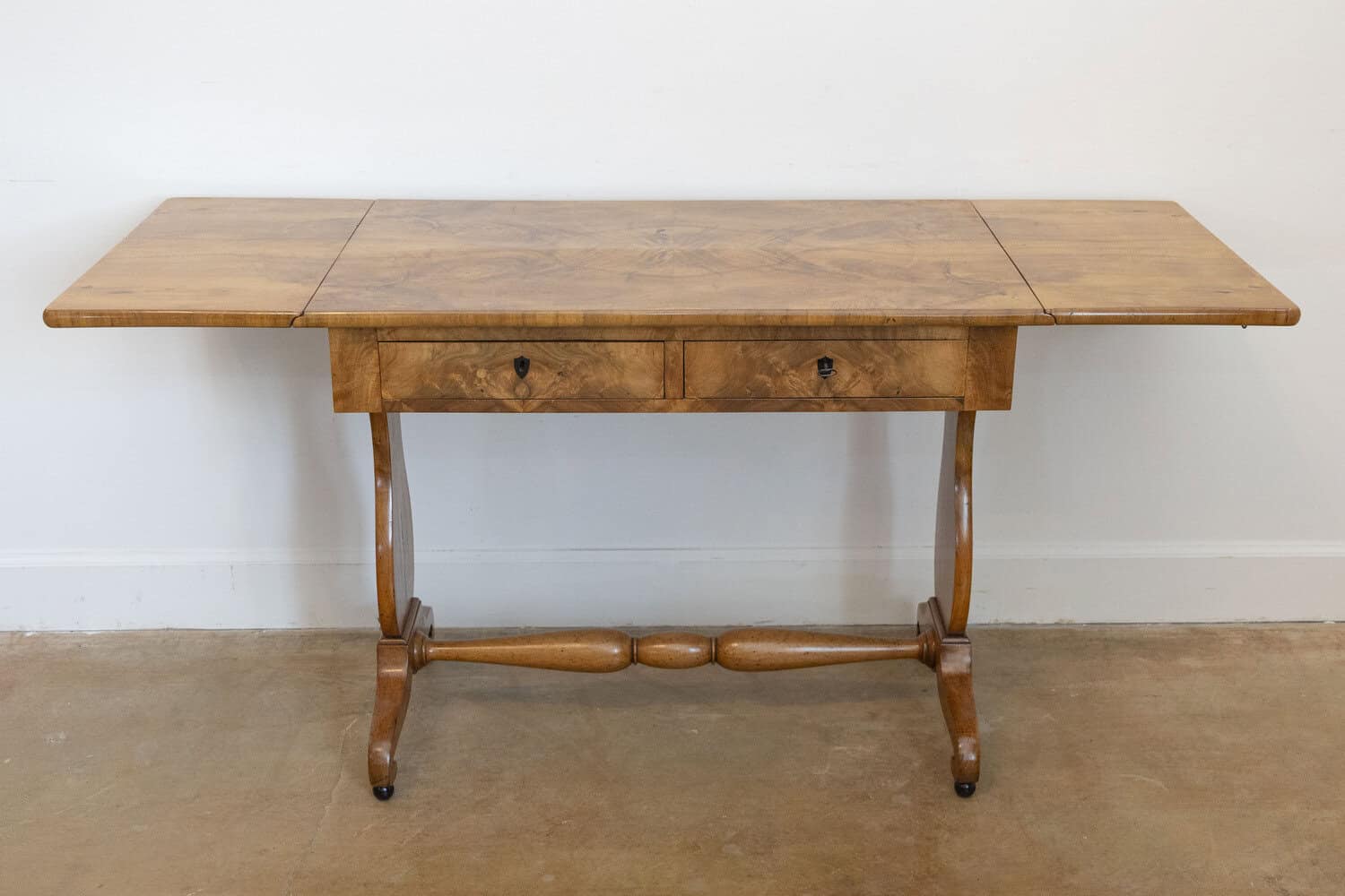 Swedish Empire Revival 1870s Birch Sofa Table with Drop Leaves and Carved Legs - JAA
