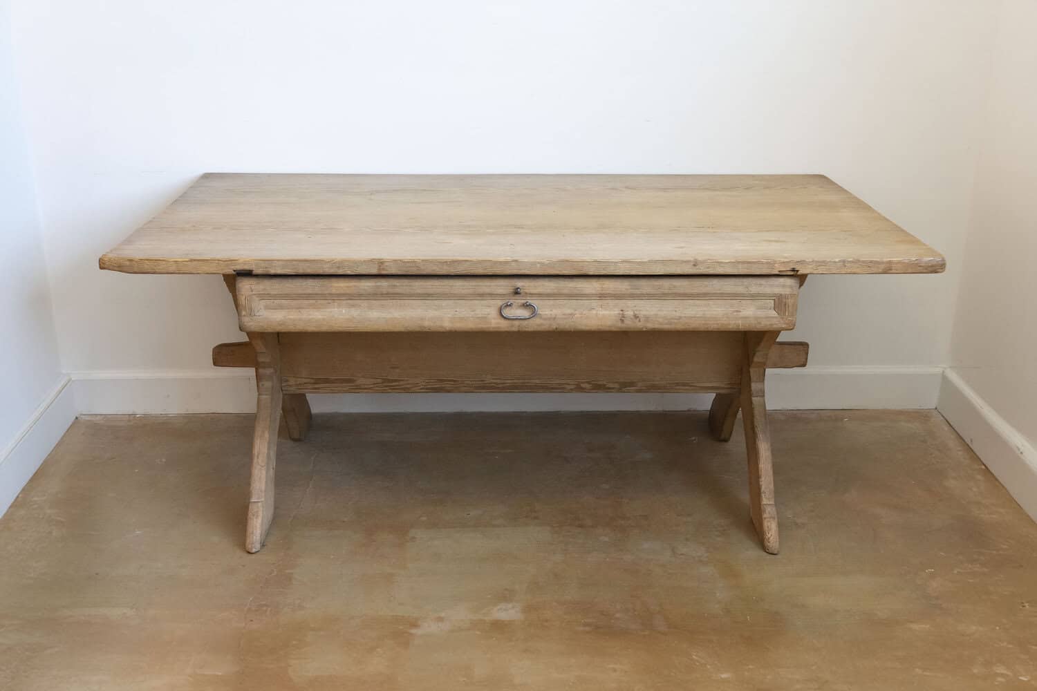 Swedish 1790s European Pine Sawbuck Table with Drawer and Double X-Form Legs - JAA
