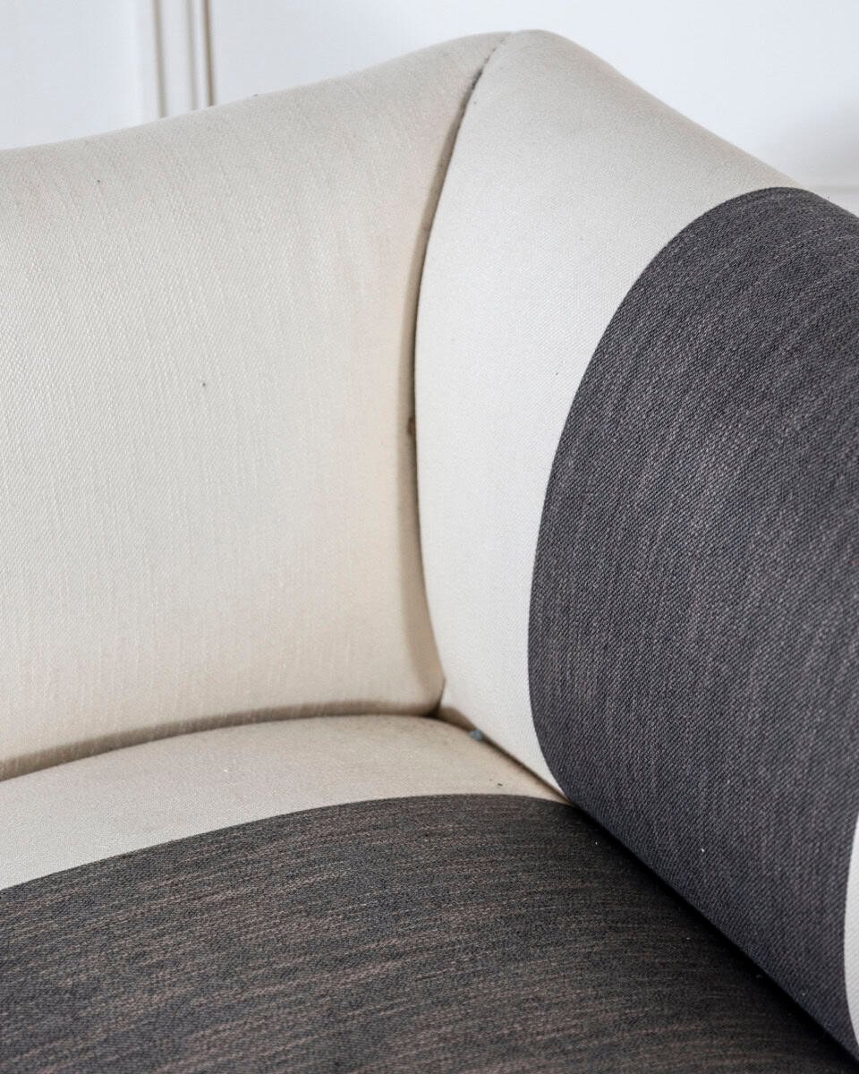 Italian Early 19th-Century Mahogany Sofa with Bronze Mounts - JAA