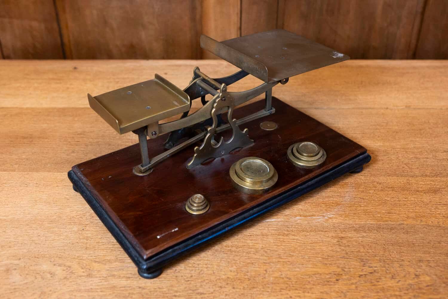Early 20th Century English Postal Scale - JAA
