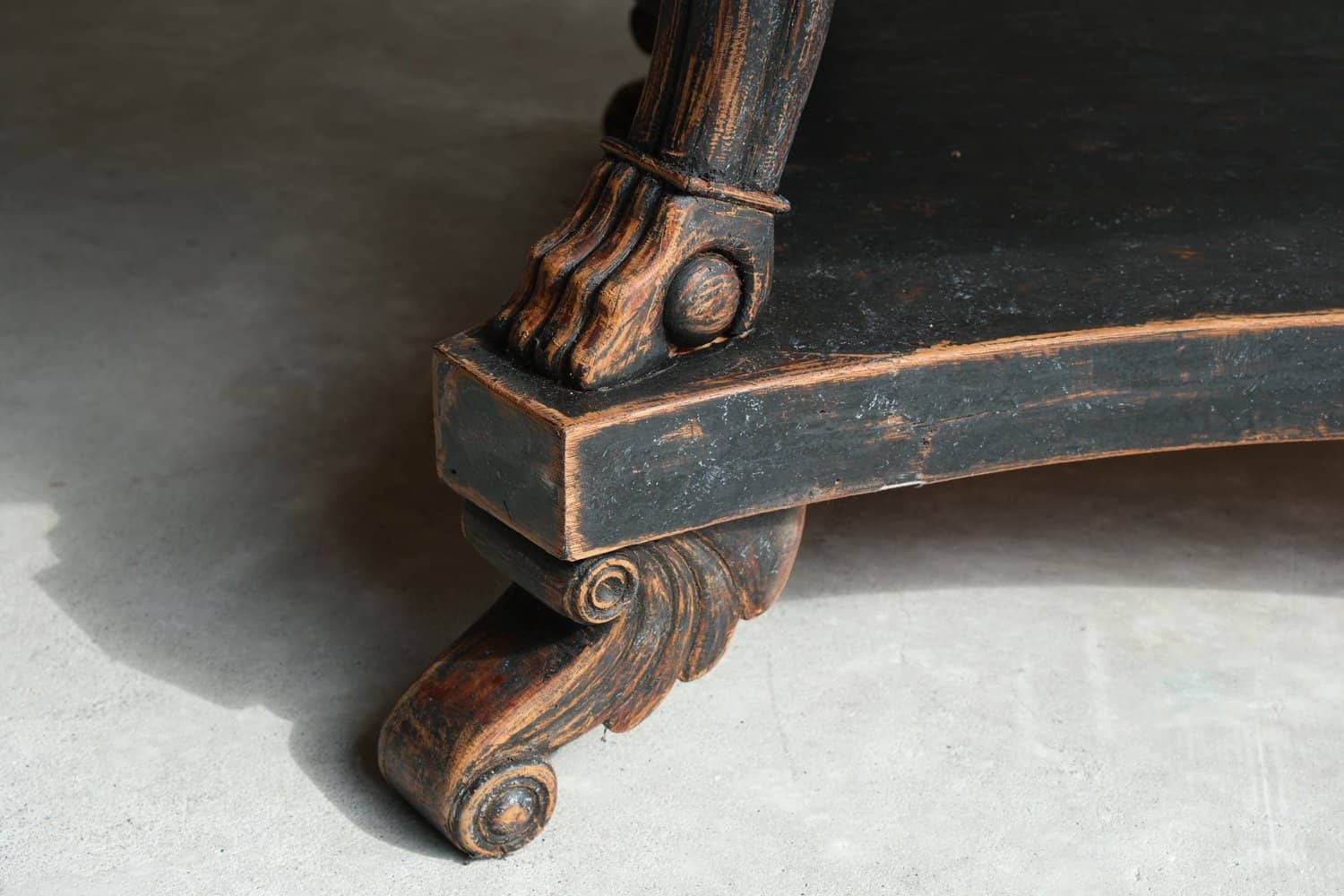 19th Century Oval Center Table - JAA