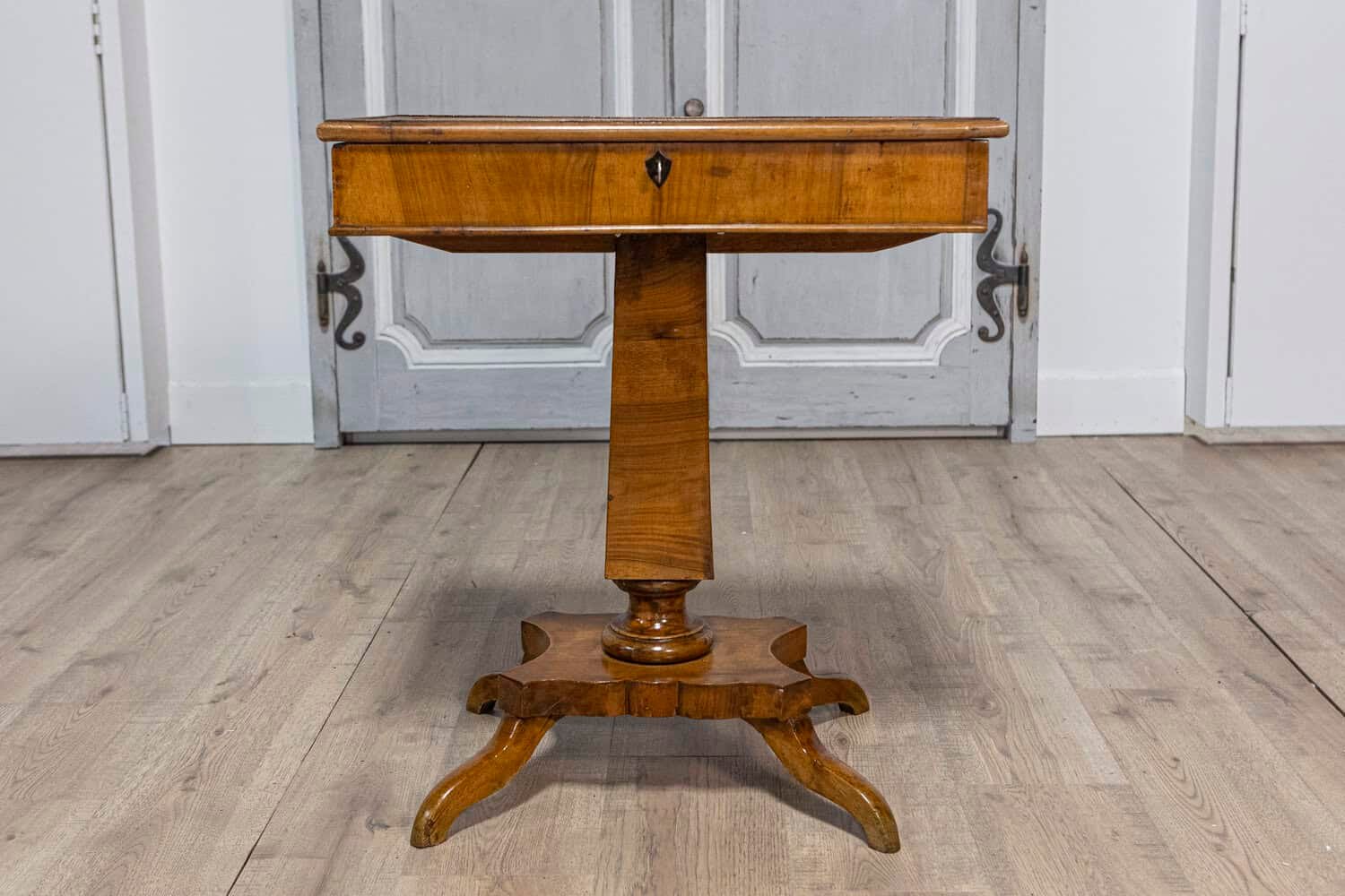 Italian 19th Century Walnut Pedestal Table with Quadripod Base and Single Drawer - JAA