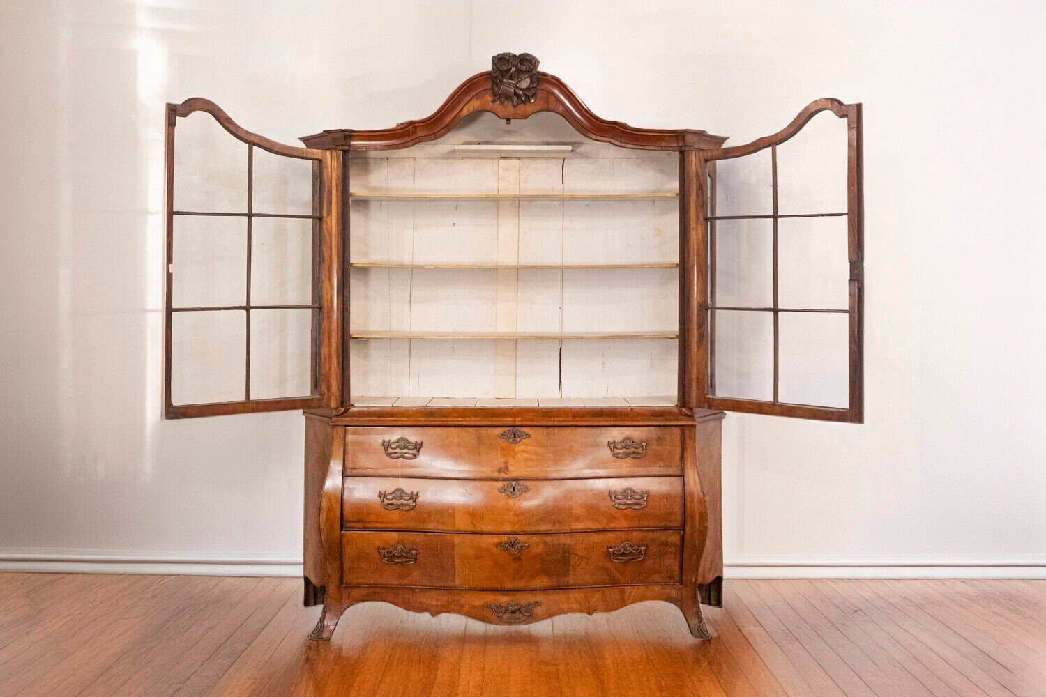 Dutch Rococo 1780s Walnut Vitrine with Bombé Chest, Glass Doors, Hunting Trophy - JAA