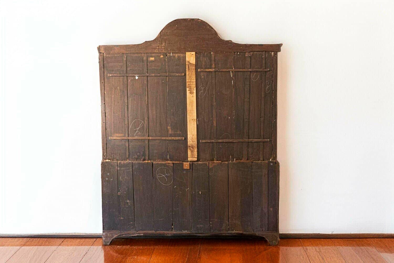 Dutch Rococo 1780s Walnut Vitrine with Bombé Chest, Glass Doors, Hunting Trophy - JAA