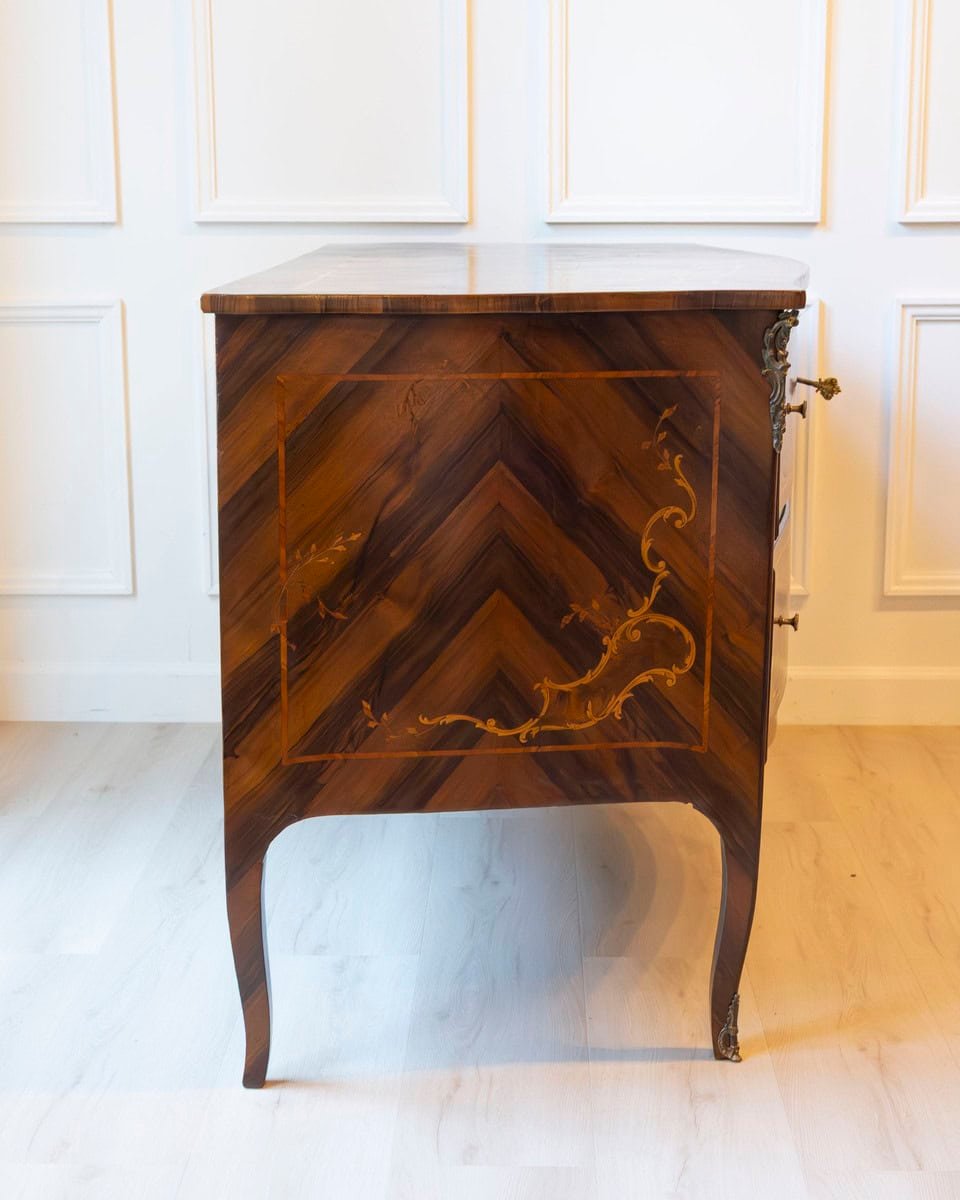 ON HOLD - Pair of 18th-Century Lombard Marquetry Commodes in Walnut and Bois de Rose - JAA