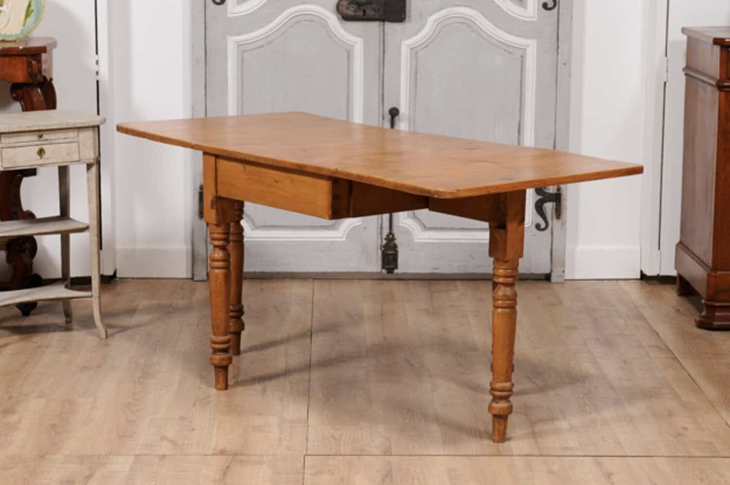 English Pine Drop Leaf Table - JAA