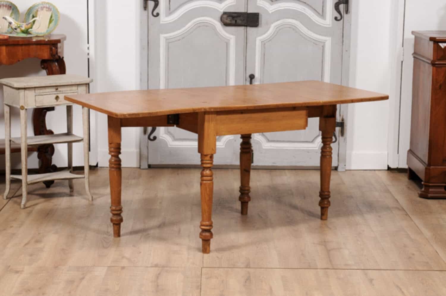 English Pine Drop Leaf Table - JAA