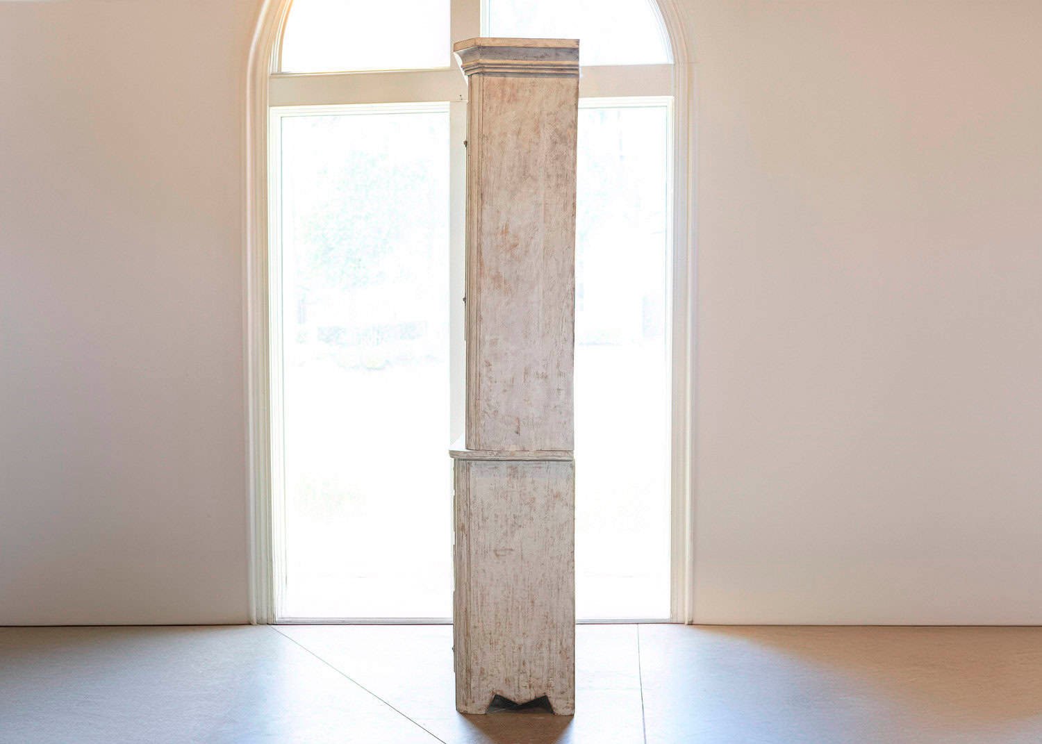 Swedish 1830s Painted Wood Vitrine Cabinet with Glass Doors and Drawers - JAA