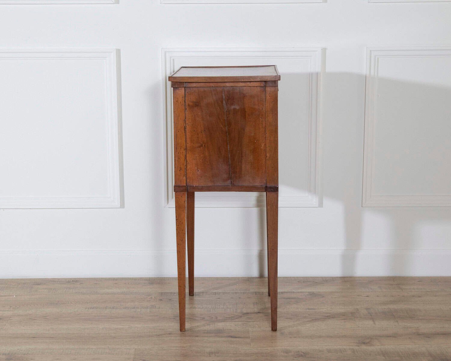 Early 19th-Century Italian Directoire Walnut Bedside Cabinet - JAA