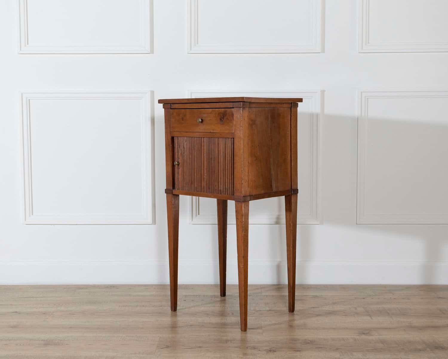 Early 19th-Century Italian Directoire Walnut Bedside Cabinet - JAA