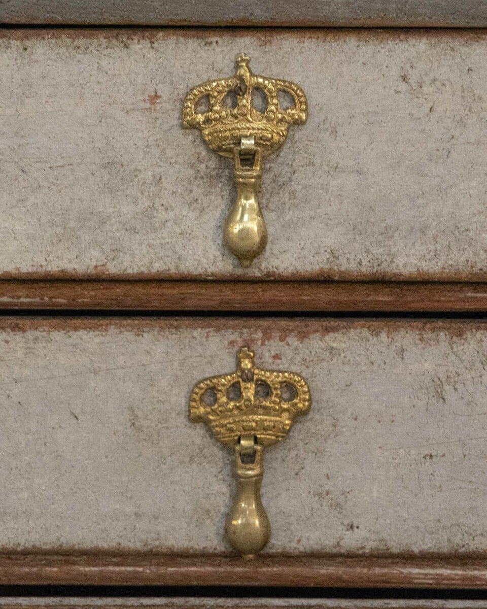 Beautiful Swedish rococo cabinet in pale blue - JAA