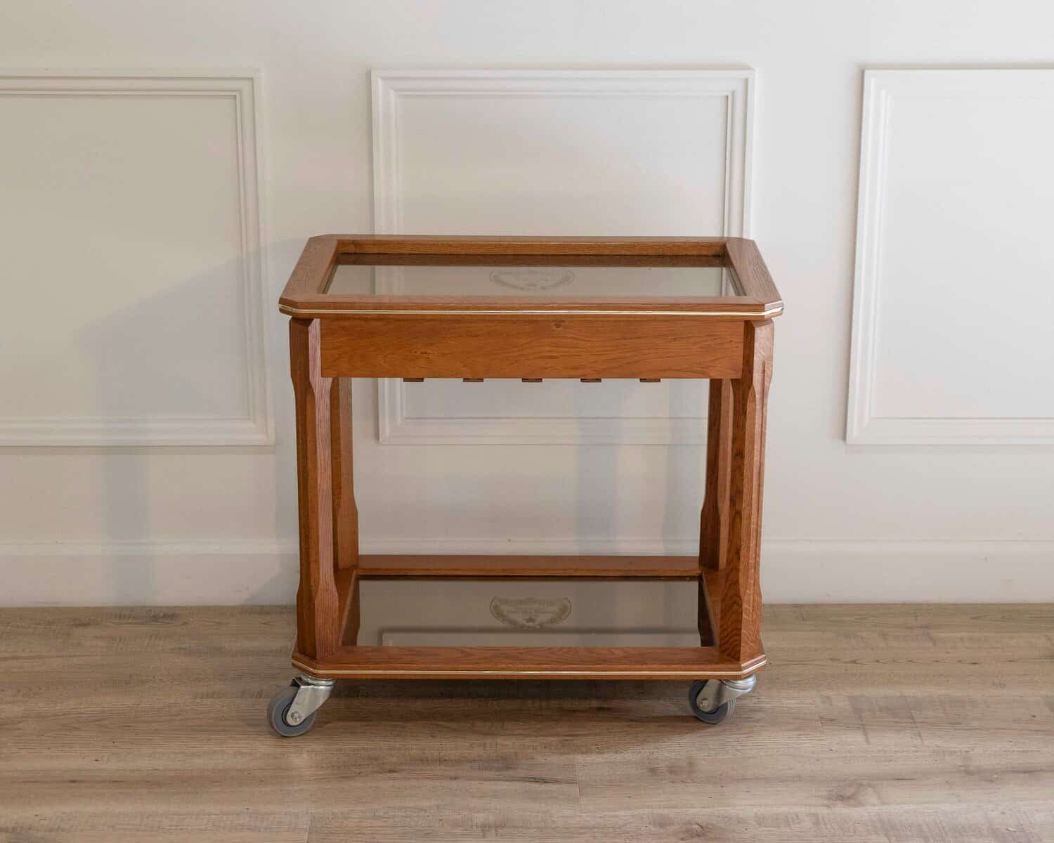 Champagne Trolley From Palace, Moët Et Chandon Cuvée Dom Pérignon - JAA