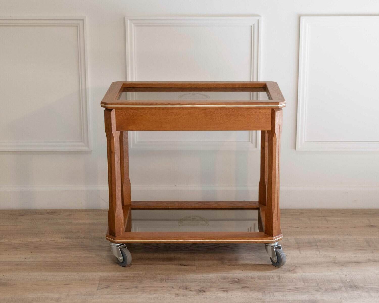 Champagne Trolley From Palace, Moët Et Chandon Cuvée Dom Pérignon - JAA