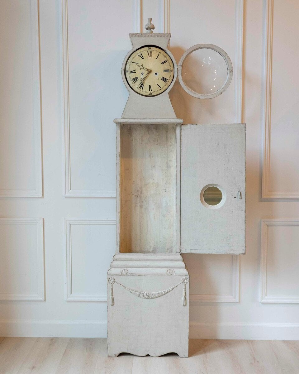 Early 19th-Century Swedish Gustavian Neoclassical Longcase Clock, Circa 1800 - JAA