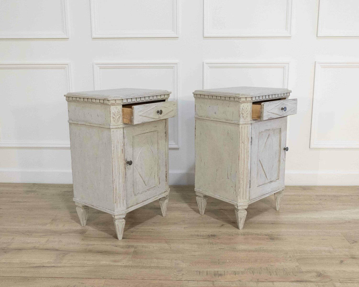Pair of Swedish Bedside Tables, ca. 1910 - JAA