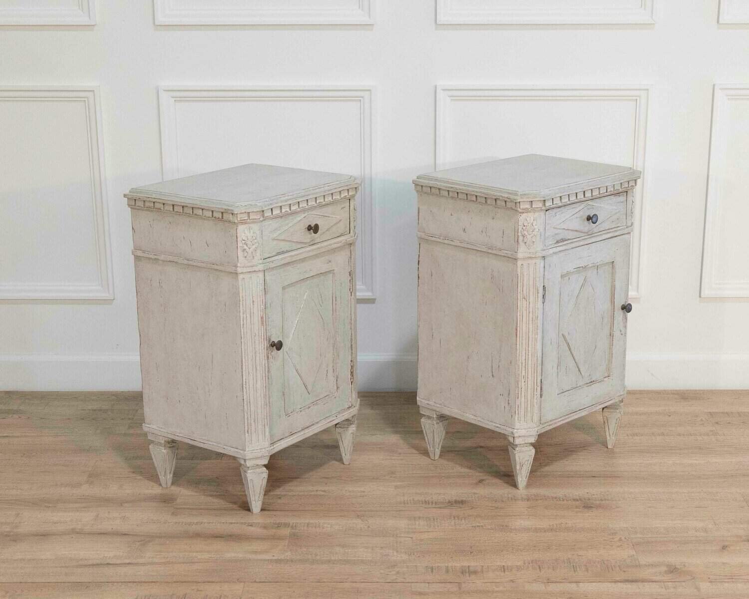 Pair of Swedish Bedside Tables, ca. 1910 - JAA