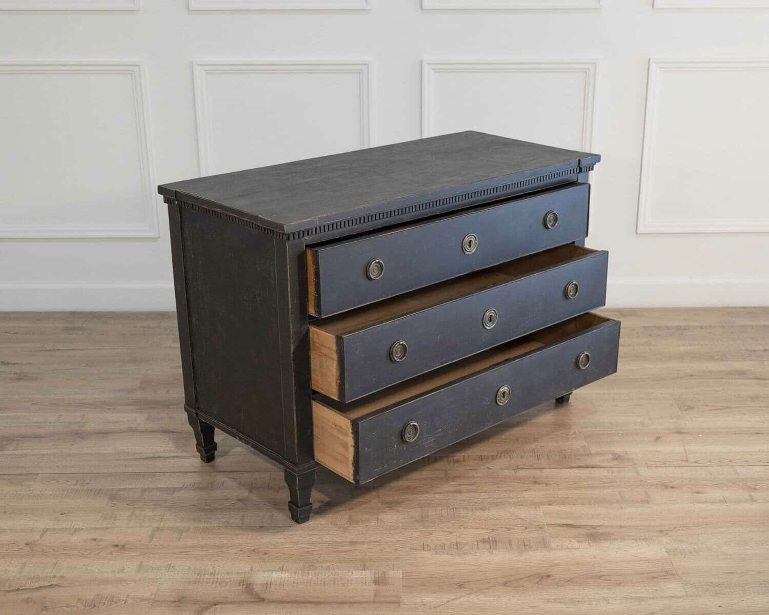 Swedish Chest of Drawers Circa 1790 - JAA