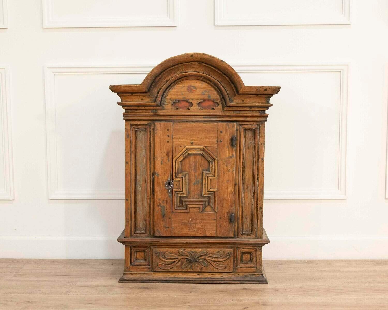 An early 19th century wall cabinet from Stockholm - JAA
