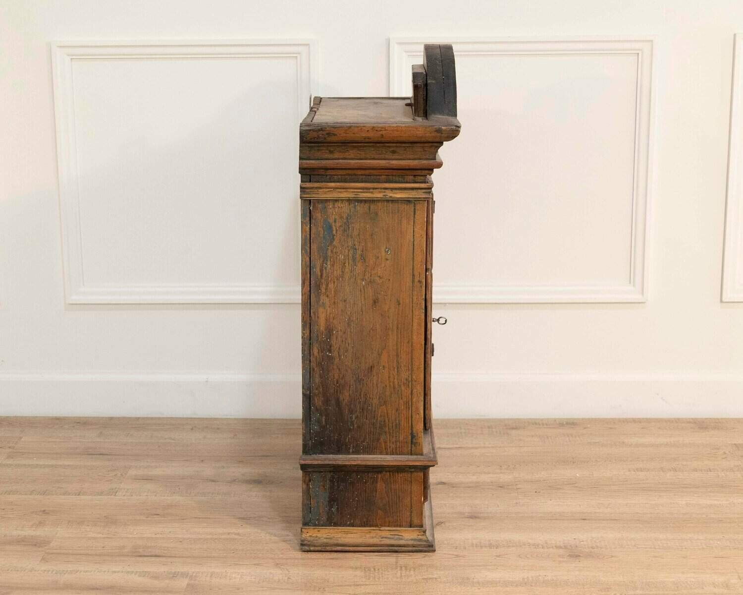 An early 19th century wall cabinet from Stockholm - JAA