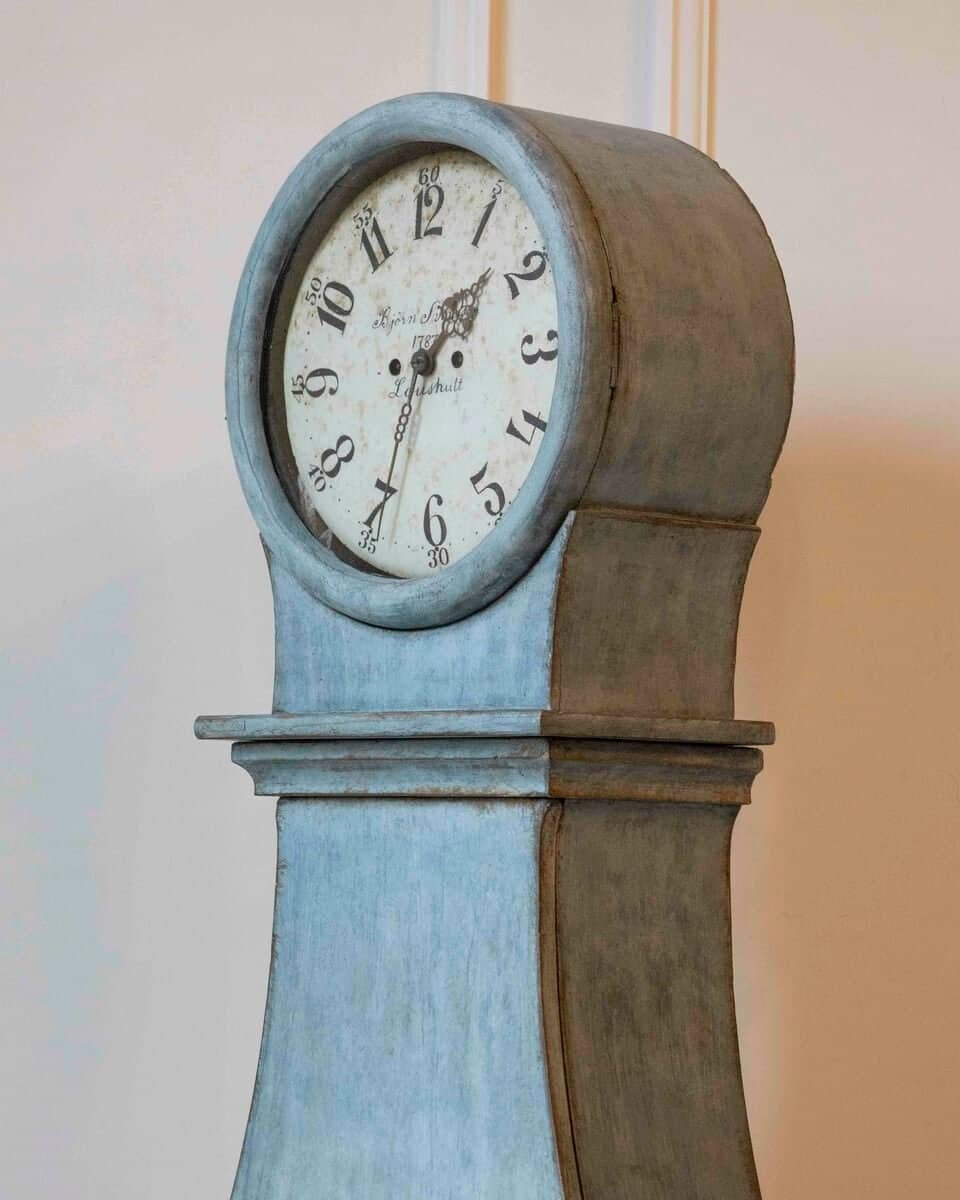 ON HOLD - Late 18th-Century Swedish Rococo Longcase Clock, Dated 1787 - JAA