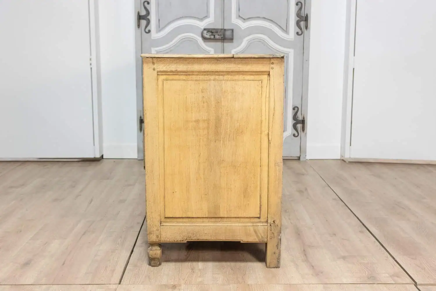 19th Century French Bleached Oak Commode - JAA