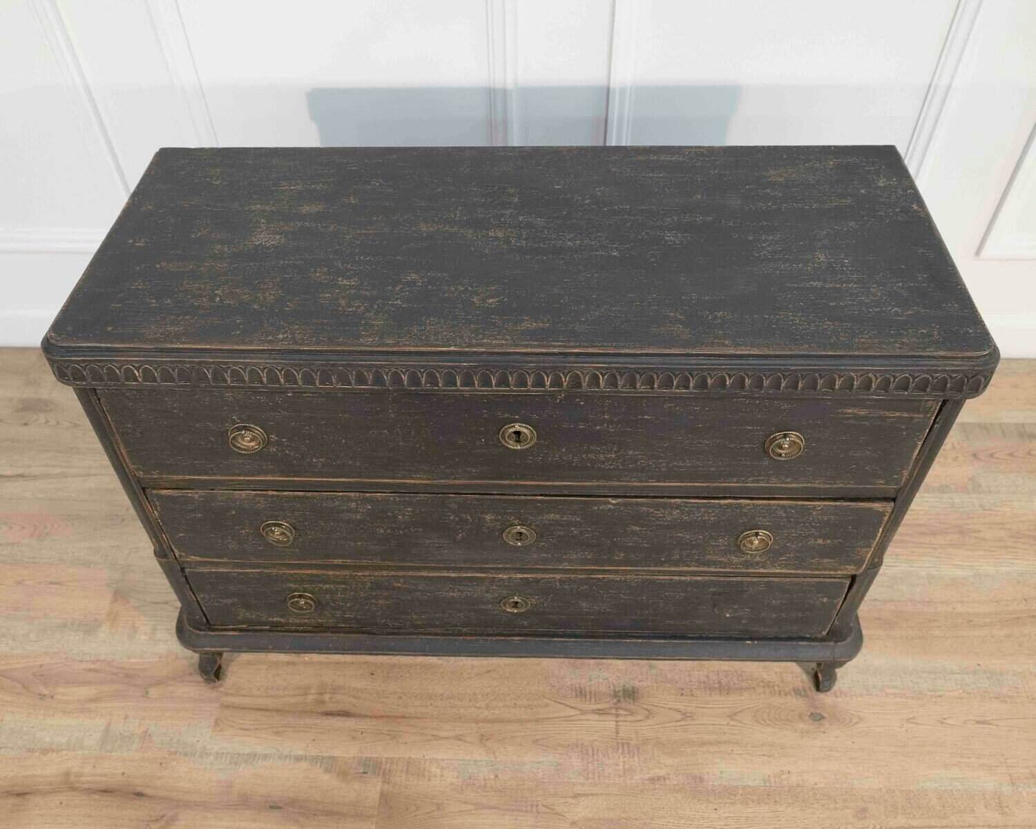 19th Century Swedish Gustavian Style Chest of Drawers - JAA