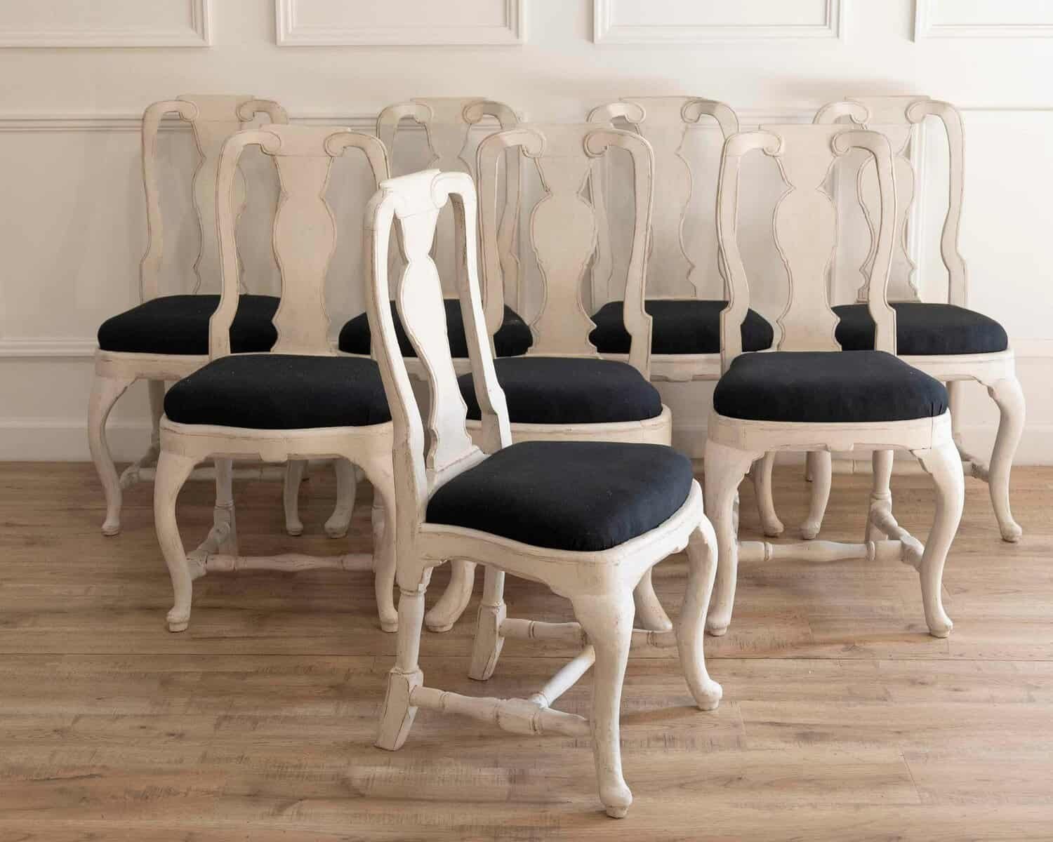 Set of 8 Chairs Circa 1760 - JAA