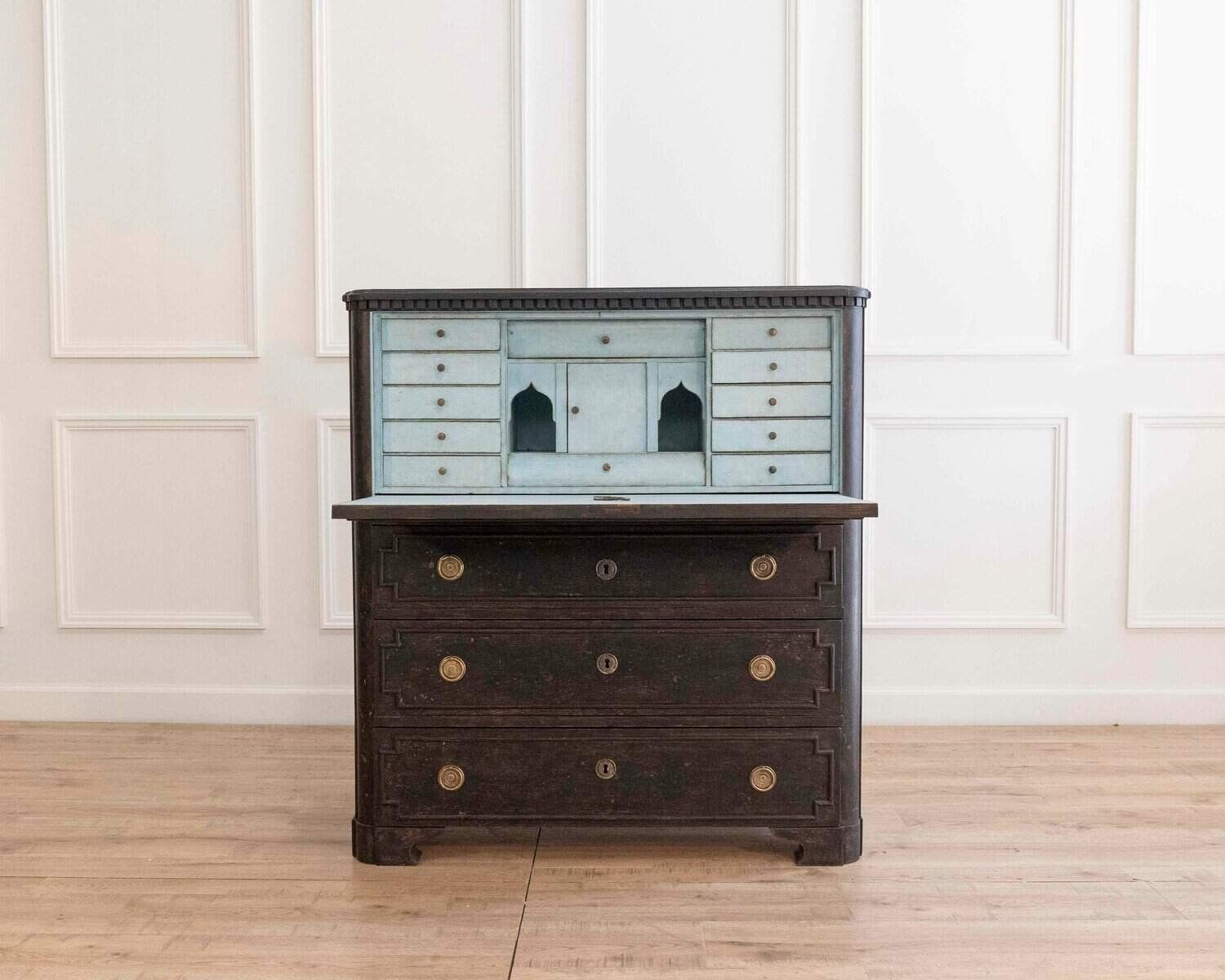 Swedish bureau with beautiful details in black - JAA
