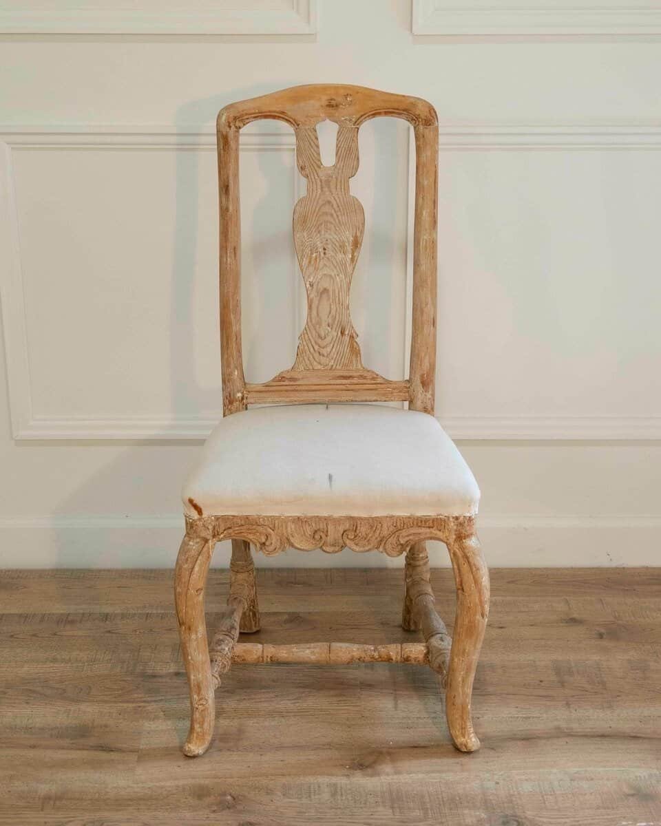 Swedish Rococo Chair from Stockholm with Scraped Original Surface, Circa 1770 - JAA
