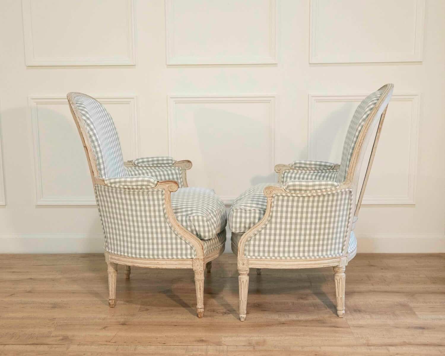 Pair of French Louis XVI Bergères, circa 1780 - JAA