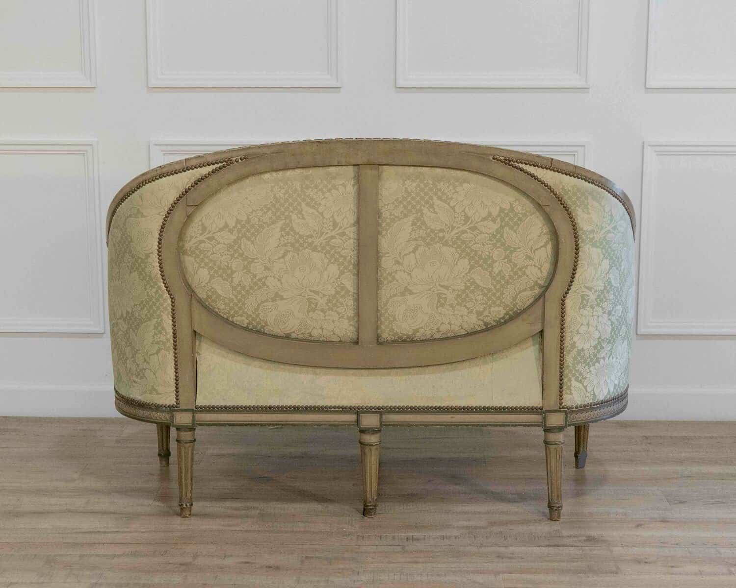 Louis XVI Style Canapé Corbeille in Painted Wood, 18th Century - JAA