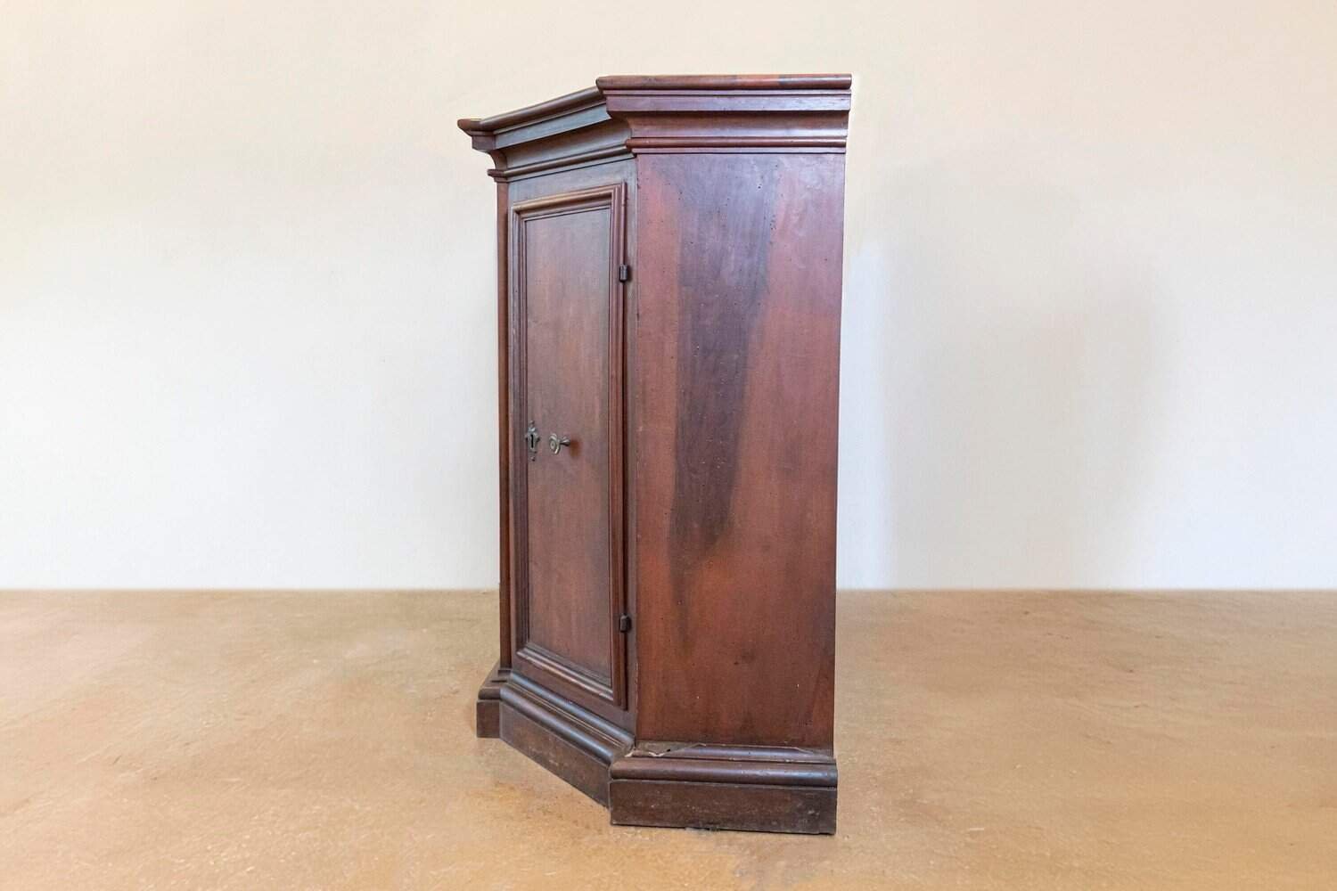 40% OFF at Checkout. Pair of Italian 17th Century Commodes - JAA