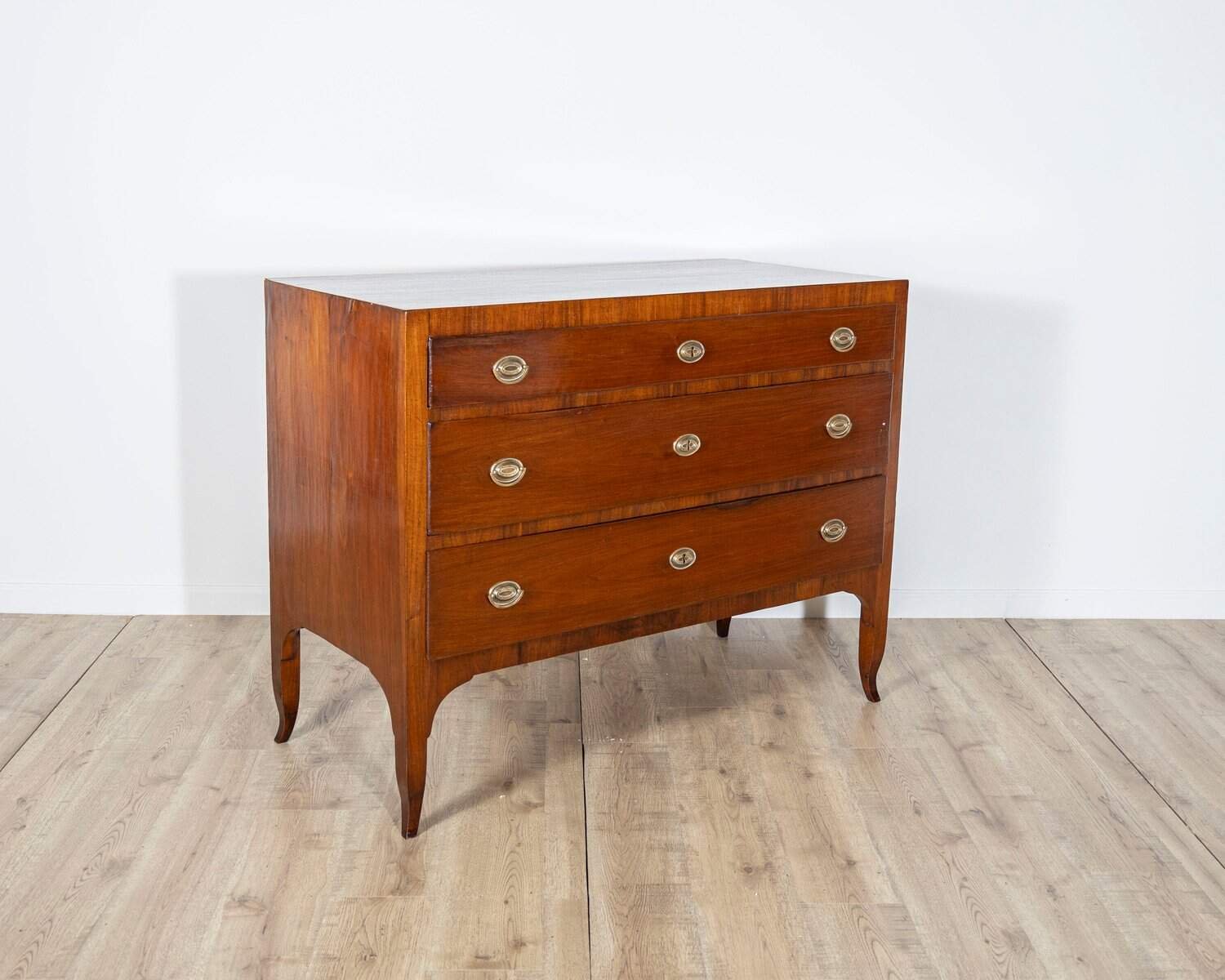 Antique Directoire Chest Of Drawers In Walnut - Italy 18th - JAA