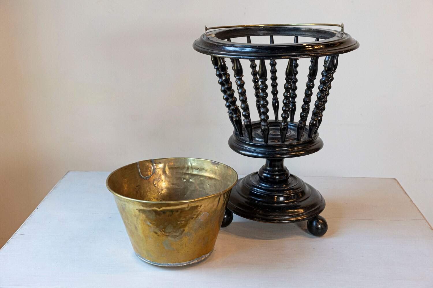 Dutch 1840s Ebonized Wood Jardinière with Brass Liner and Turned Spindles - JAA