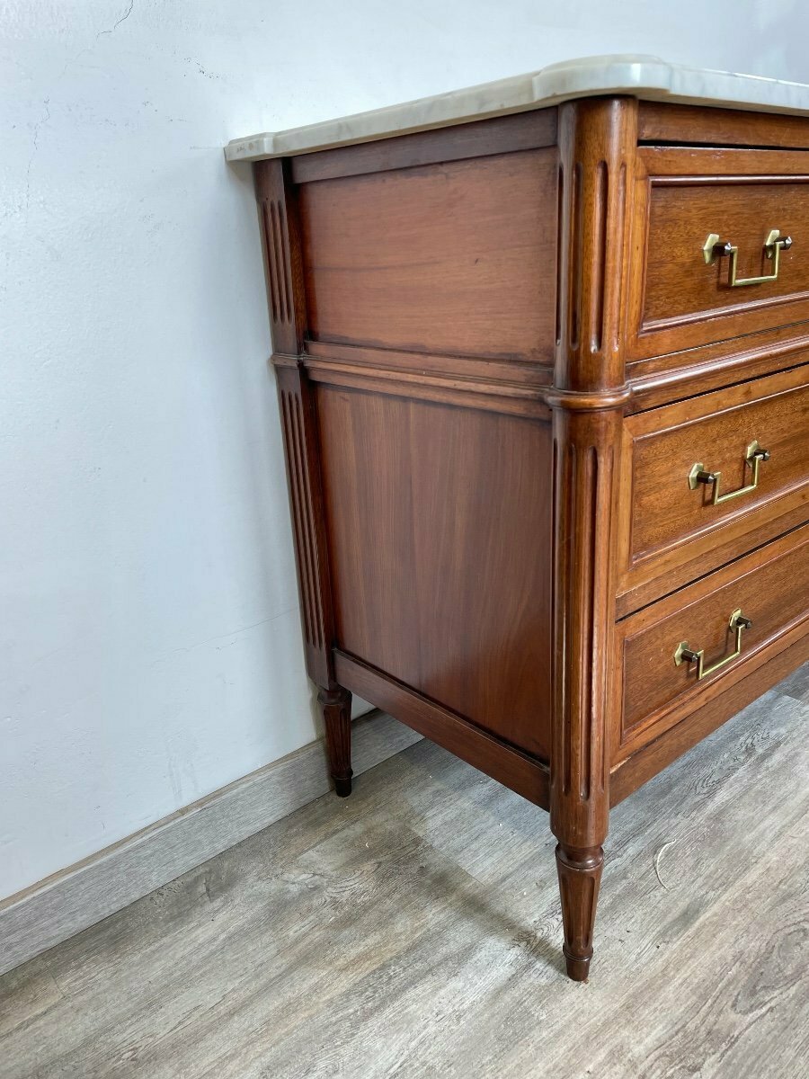 Louis XVI Style Chest Of Drawers In Walnut Circa 1950 - JAA