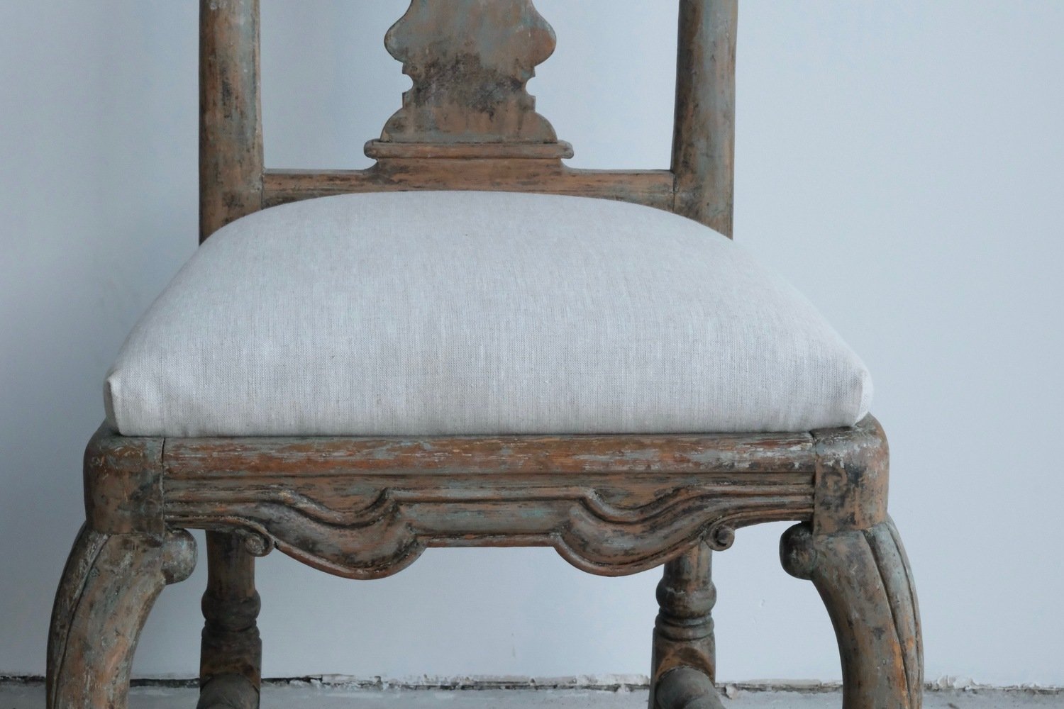 A Pair of Rococo Chairs Circa 1760 - JAA