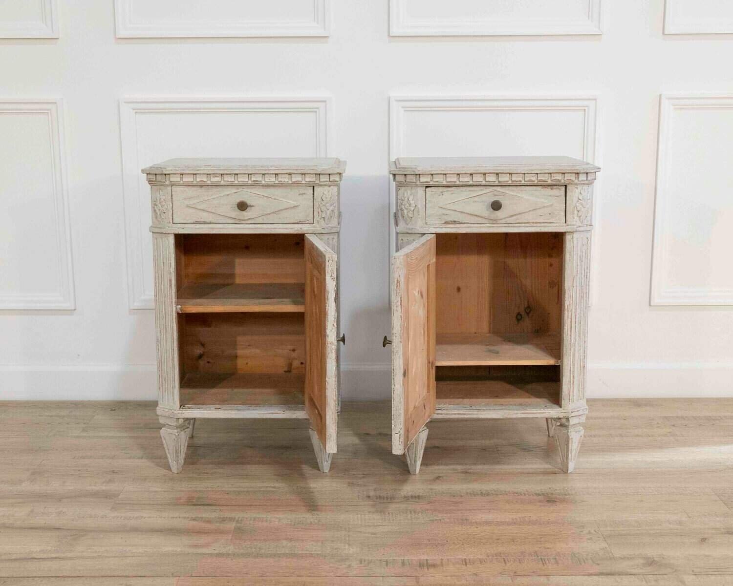 Pair of Swedish Bedside Tables, ca. 1910 - JAA